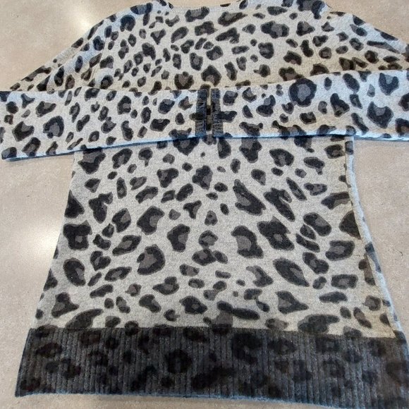 SOURCE UNKNOWN Women's Leopard Print Long Sleeve Top - Black/Grey - Size Small - Picture 5 of 8